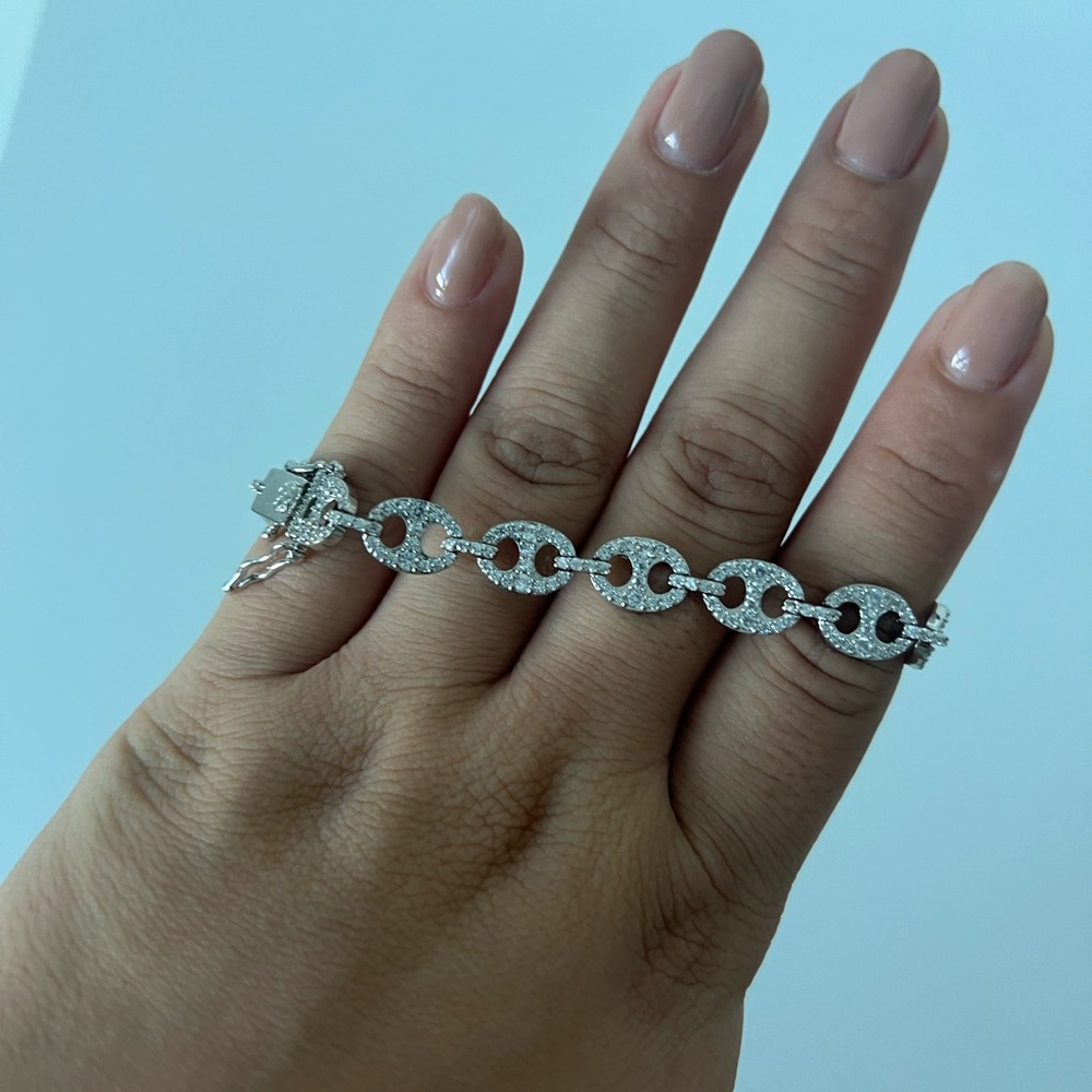 Silver Interlocking Link Bracelet - image 2
